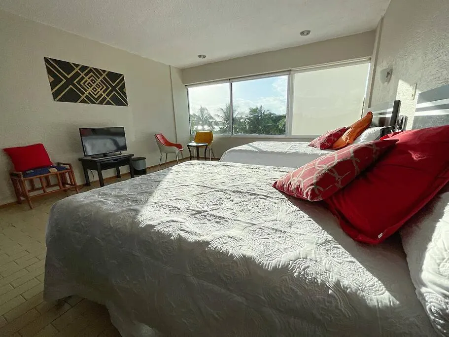 Apartmán Neat Condo Beachfront At Brisas Cancún
