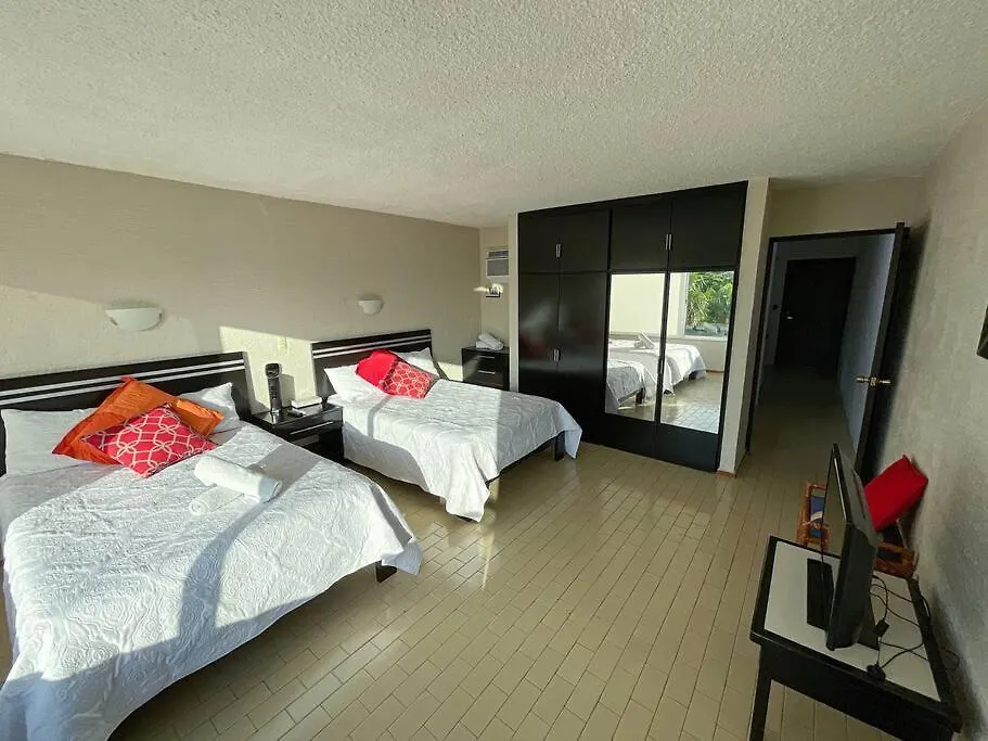 Neat Condo Beachfront At Brisas Cancun Mexico